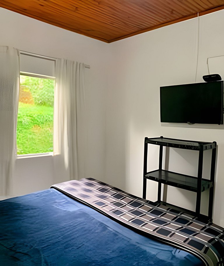 Naturaleza y piscina |Casas rústicas con pesca recreativa,SP