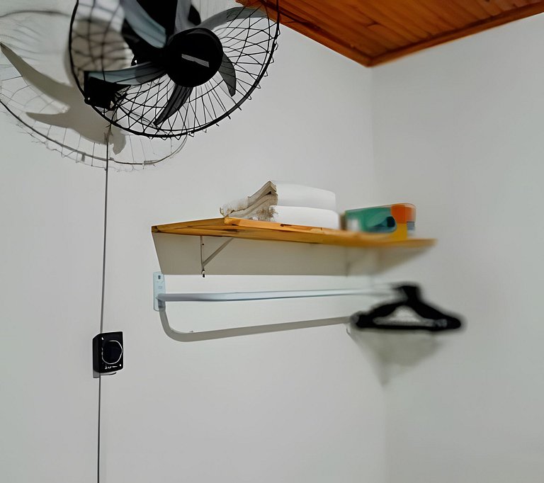 Natureza & Piscina | Casas Rústicas com Pesca Recreativa ,SP
