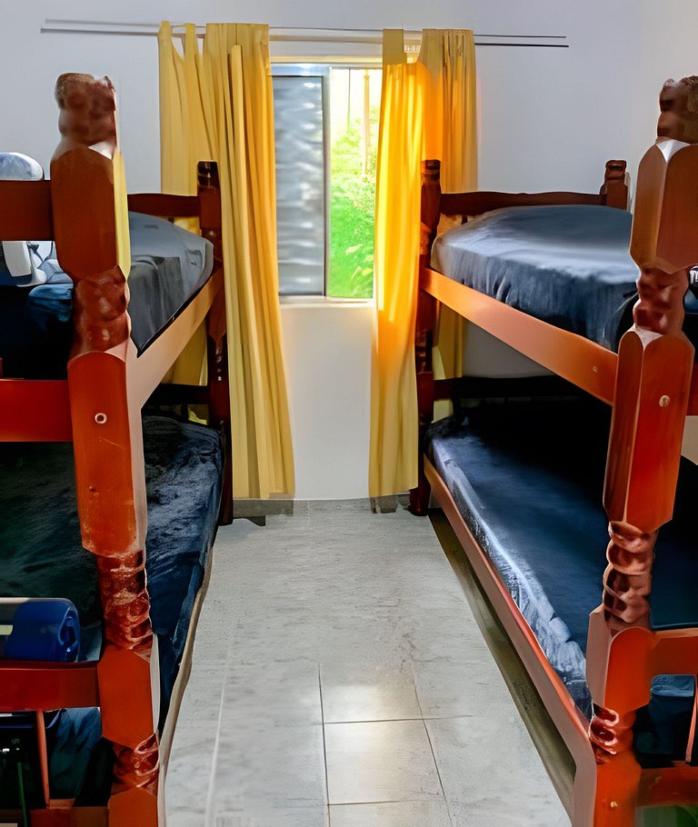 Natureza & Piscina | Casas Rústicas com Pesca Recreativa ,SP