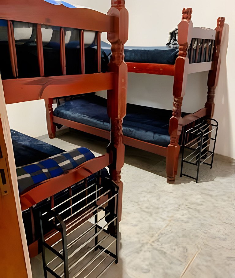 Natureza & Piscina | Casas Rústicas com Pesca Recreativa ,SP