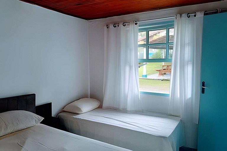 Casas rurales con piscina y pesca en Juquitiba, SP