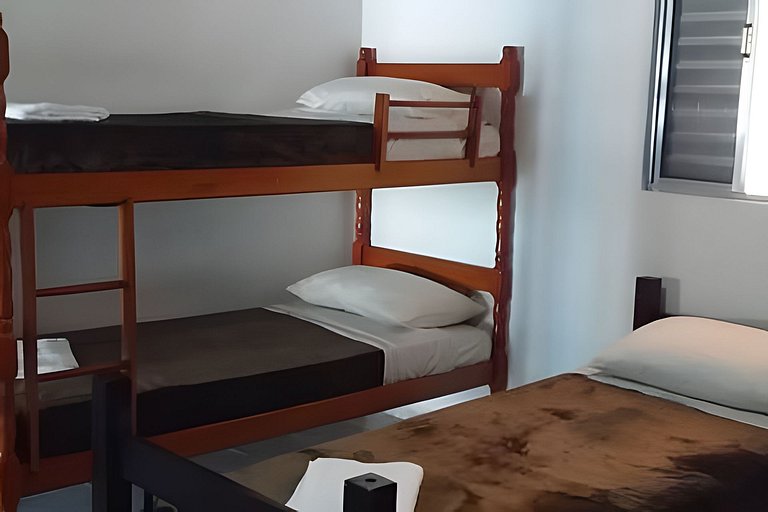 Casas rurales con piscina y pesca en Juquitiba, SP