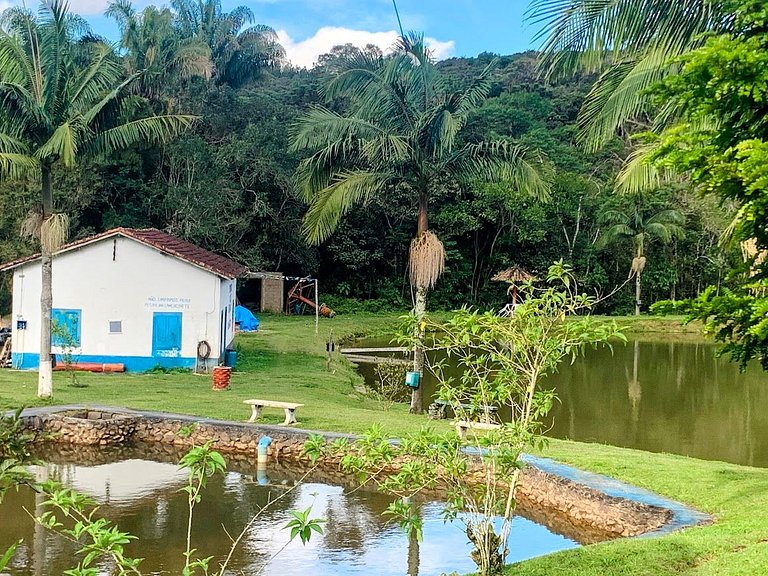 Natureza & Piscina | Casas Rústicas com Pesca Recreativa ,SP